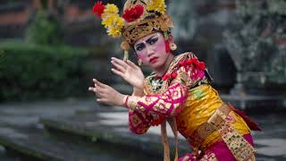 Tari Condong Legong Keraton [upl. by Mcleroy]