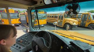 School Bus Differences International BlueBird and Thomas school bus differences [upl. by Munn]