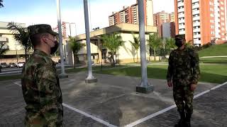 El saludo militar [upl. by Robyn]