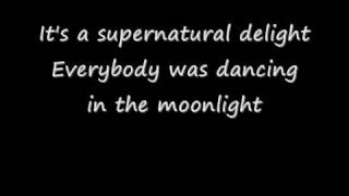 King Harvest  Dancing In The Moonlight with lyrics [upl. by Kosey]