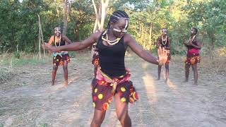 How Zambian dance traditionally [upl. by Maker]