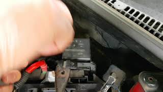 Ford Fiesta fan problemfaulty relay [upl. by Selimah]