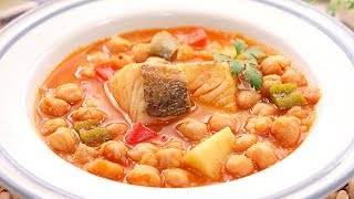 Garbanzos con Bacalao  Receta Tradicional muy Fácil y Deliciosa [upl. by Marolda216]