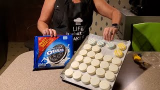 Super EASY Chocolate covered Oreos [upl. by Niarb]