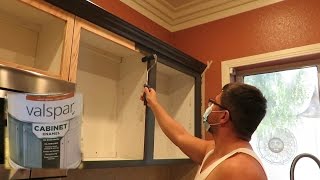 Como pintar gabinetes de cocina 1 de 2  how to paint kitchen cabinets [upl. by Nomzzaj815]