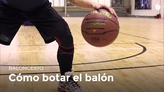 Cómo botar el balón  Baloncesto [upl. by Iblok689]